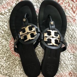 Tory Burch Flip flops